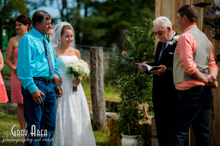 martinsburg-wv-winchester-front-royal-shenandoah-va-wedding-photographer
