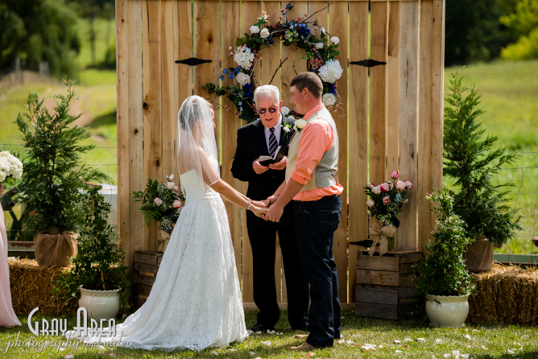 martinsburg-wv-winchester-front-royal-shenandoah-va-wedding-photographer
